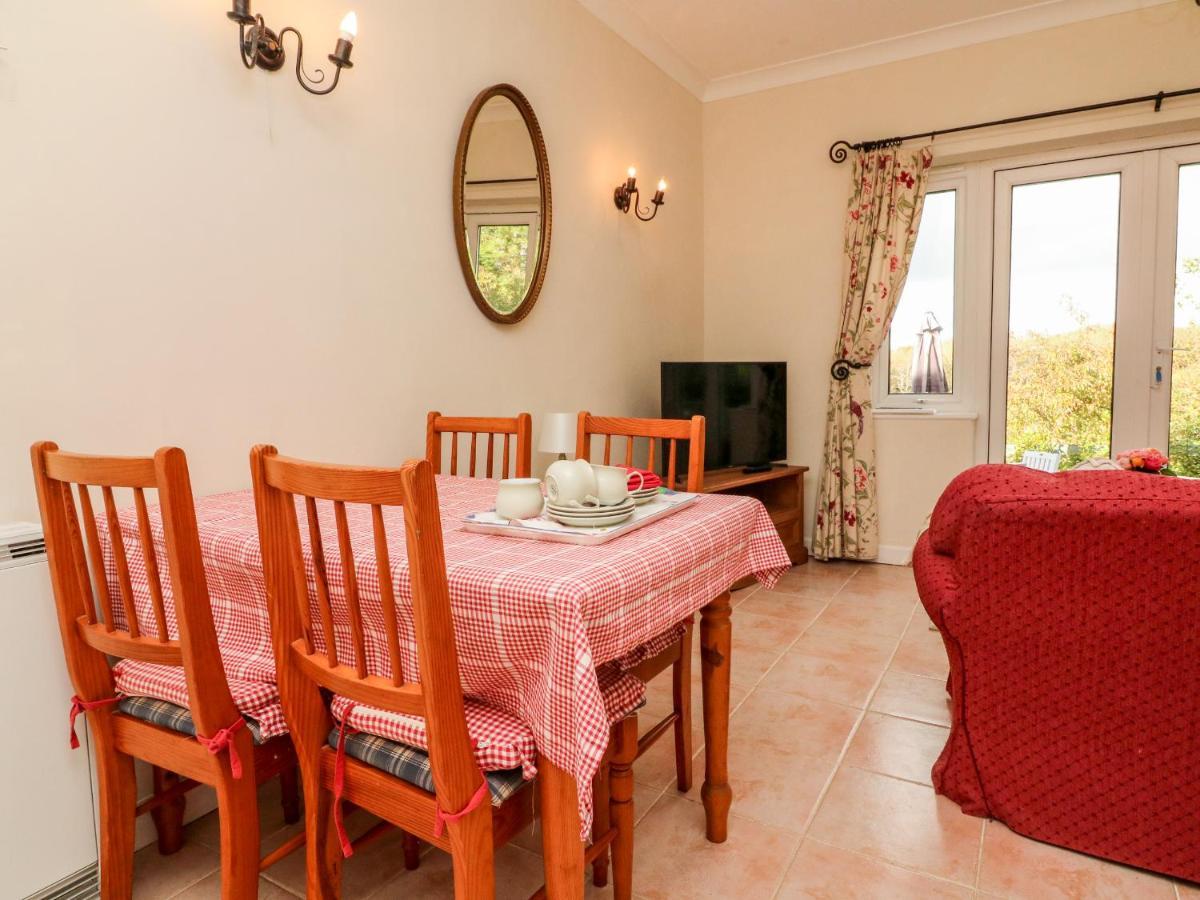 Claire'S Cottage Poughill  外观 照片