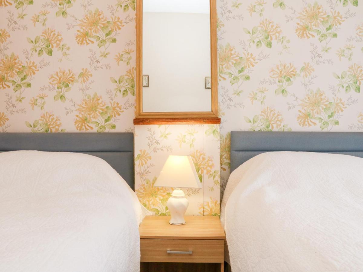 Claire'S Cottage Poughill  外观 照片
