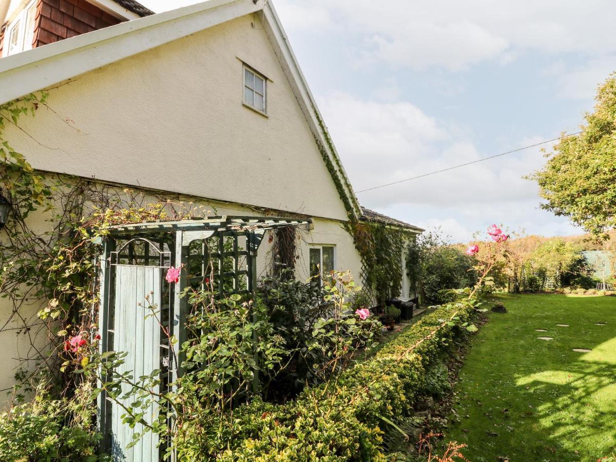 Claire'S Cottage Poughill  外观 照片